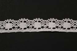 LNS-CRO-129-WHITE.  Crochet Lace