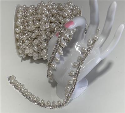 CHN-RHS-089-SILVERPEARL. Clear Crystal Rhinestones With White Pearls on Silver Metal Chain - 3/4 Inch Wide