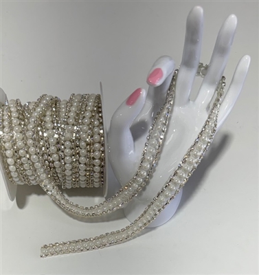 CHN-RHS-100-SILVERPEARLHOTFIX. Clear Crystal Rhinestones With White Pearls on Silver Metal Chain For Hot-Fix Application - 3/8 Inch Wide