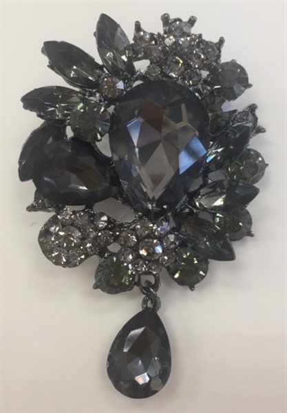 BRO-RHS-040-BLACK. BLACK CRYSTAL RHINESTONE BROOCH - 2 X 3 INCH