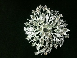 BRO-RHS-187.  Crystal Rhinestone Brooch