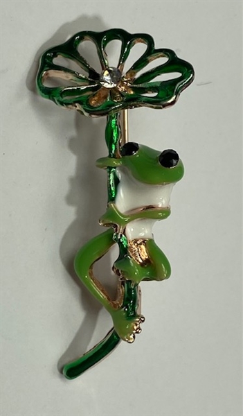 BRO-RHS-414-GREENFROG.  Green Metal - Green Rhinestone Brooch Pin