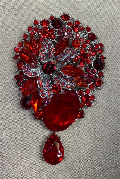 BRO-RHS-446-SILVERRED.  Silver Red Rhinestone Brooch