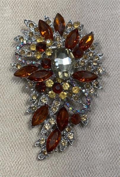 BRO-RHS-447-SILVERSMOKEDTOPAZ.  Silver Metal -Smoked Topaz and AB Stones - Rhinestone Brooch