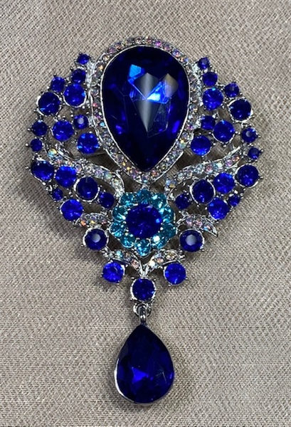 BRO-RHS-452-SILVERSAPPHIRE.  Silver Metal -  Sapphire Crystal Rhinestone Brooch