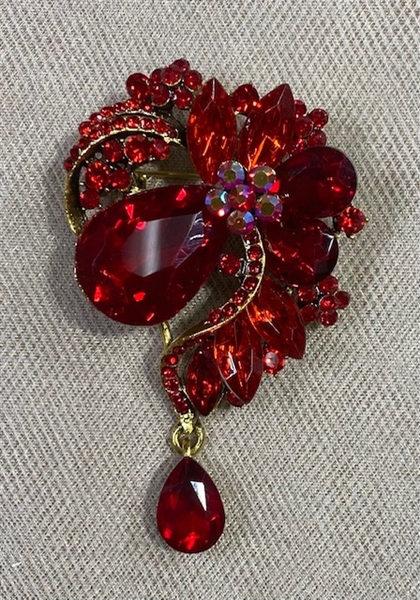 BRO-RHS-453-GOLDRED.  Gold Metal -  Red Crystal Rhinestone Brooch