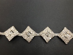 CHN-RHS-006-GOLD.  CRYSTAL RHINESTONE CHAIN - 1 INCH