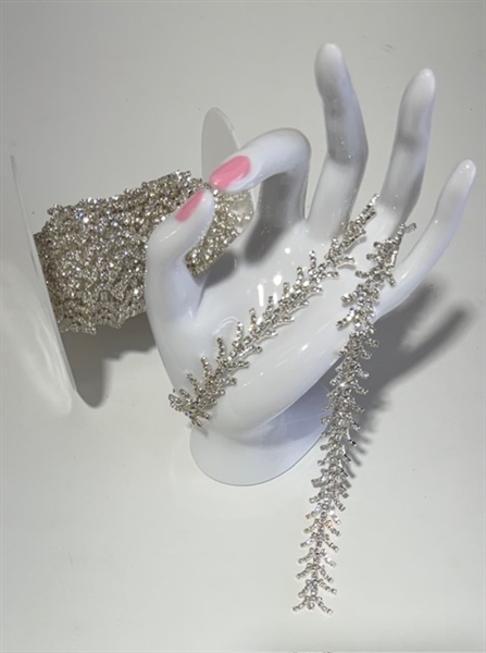CHN-RHS-007-SILVER.  CRYSTAL RHINESTONE CHAIN - 0.75 INCH
