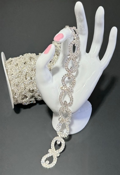 CHN-RHS-044-CLEARSILVER.  CLEAR CRYSTAL RHINESTONE CHAIN - 5/8 INCH WIDE