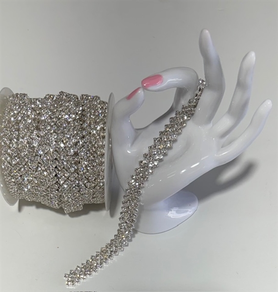 CHN-RHS-045-CLEARSILVER.  CLEAR CRYSTAL RHINESTONE CHAIN - 5/8 INCH WIDE