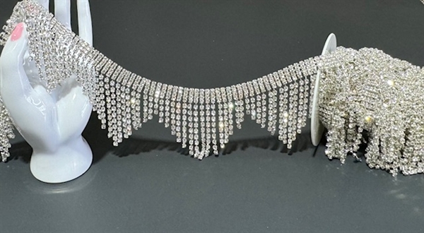 CHN-RHS-071-SILVER. CRYSTAL RHINESTONE ON SILVER METAL CHAIN - 3 INCH WIDE