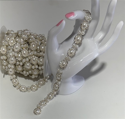 CHN-RHS-092-SILVERPEARL. Clear Crystal Rhinestones With White Pearls on Silver Metal Chain - 5/8 Inch Wide