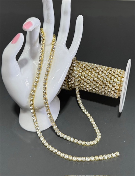 CHN-RHS-104-CLEARGOLD-3MM. Clear Crystal Rhinestones on Gold Metal Chain - 3 MM Wide