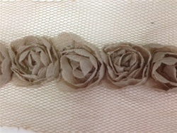 LNS-FLR-146-1LINE-CAMEL. 1-LINE FLORAL LACE ON ORGANZA