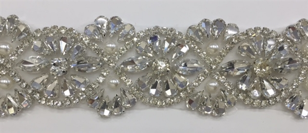 RHS-TRM-T025-SILVER.  Hot-Fix or Sew-On Clear Crystal Rhinestone Trim with Pearls - Silver Cup - 1.5 Inch Wide