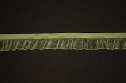 RUF-STR-104.  1/2"-wide Ruffle Lace