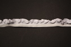 RUF-STR-106.  1/2"-wide Ruffle Lace